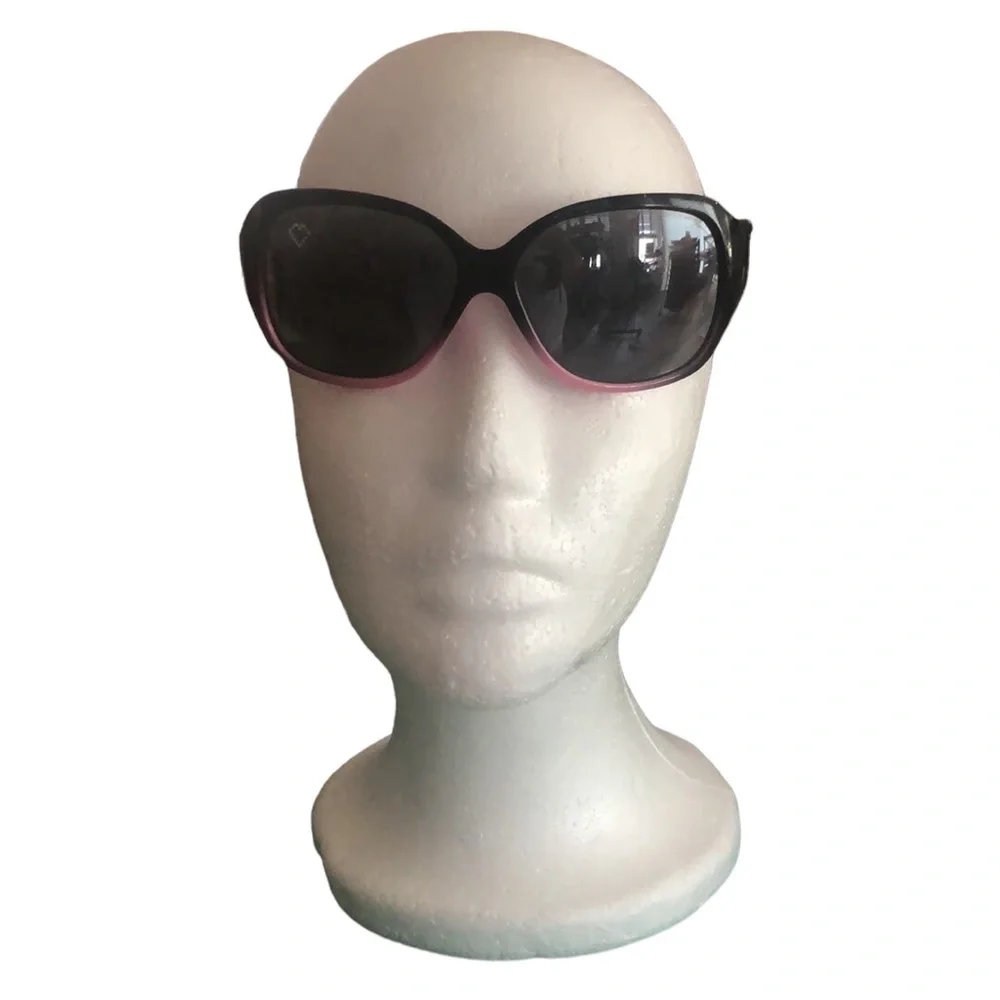 🟢 2008 Girls children’s Icarly sunglasses